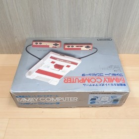 Console Nintendo Famicom NES Japan en boite avec Super Mario Bros CIB HVC-001...