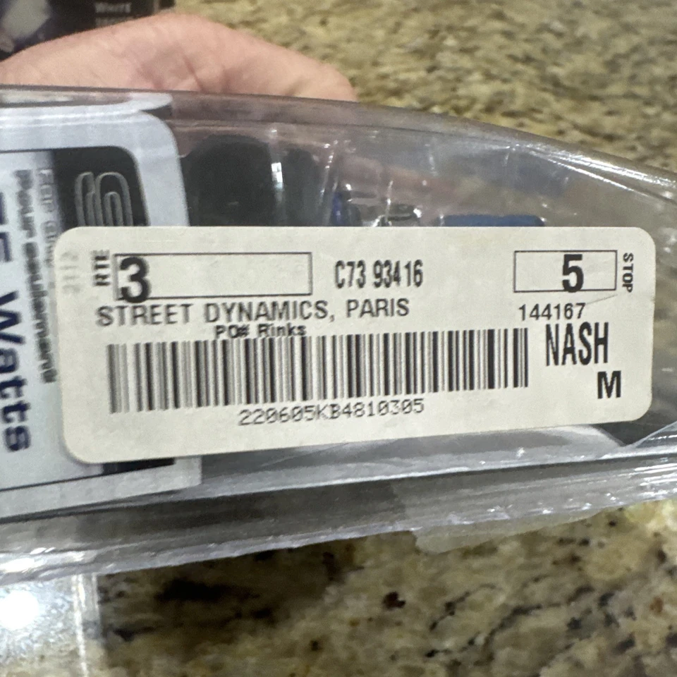 2 Xenon Ultra-White 9005 Car-Truck Headlight Bulbs 6000K +2 Free White T10 Bulbs - Image 3 of 4