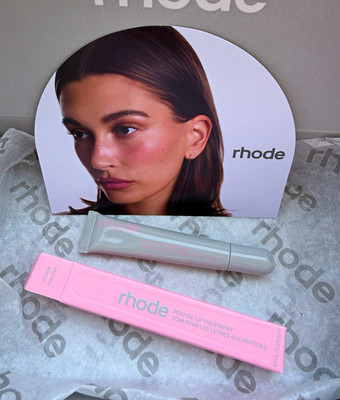 Rhode Peptide Lip Treatment -Rhode  Vanilla - Neu & OVP