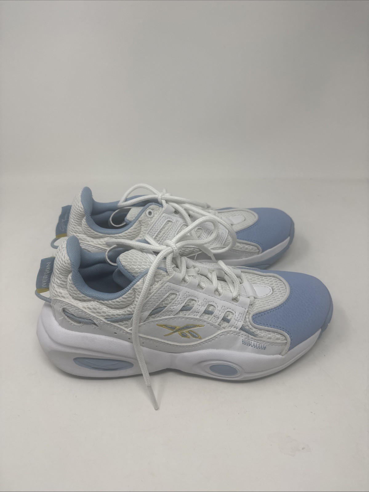 Reebok Solution  White  Blue Basketball Shoes Mens Size 4.5 thumbnail 2