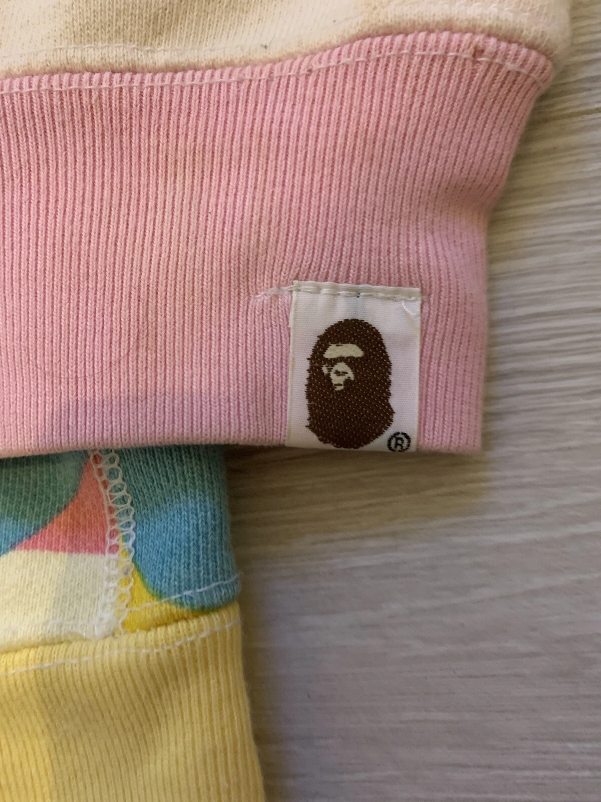 A BATHING APE (BAPE) Bape × Felpa con cappuccio felpa con cappuccio mimetica gelato vintage anni 2000 una scimmia da bagno