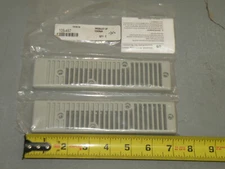 Pack ot (2) NUMATICS MANIFOLD PART 2012 SERIES RH END PLATE COVERS VENTED