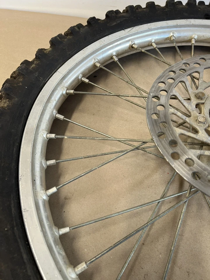 Honda CRF250R 2006 crf 250r 21 Front Wheel & Tire B254 Foto 3 de 4