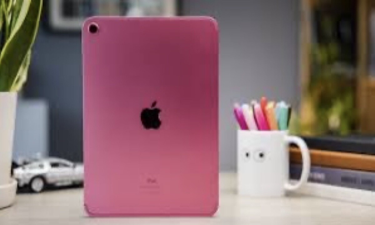 Apple iPad (10th Generation): Pink, with A14 Bionic chip Apple iPad (10th Generation): Pink, with A14 Bionic chip