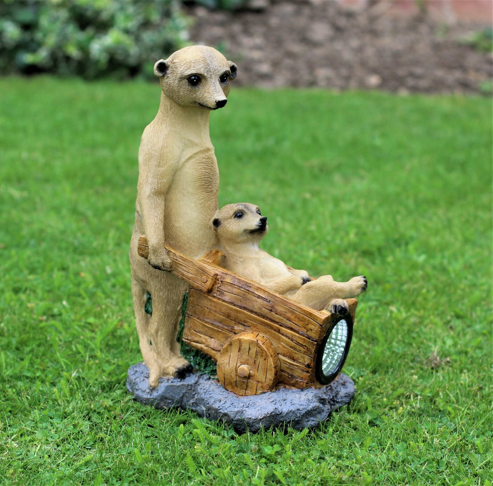 Economical Hug Meerkat Garden Ornament Solar Powered Water Proof Light Solar Meerkat Garden