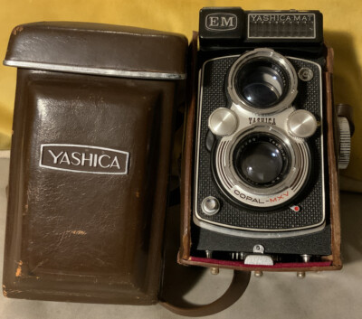 Vintage 1964 Yashica-Mat EM (#6050031) TLR Camera In Original