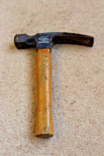RECORD MARPLES HICKORY BRICKLAYERS HAMMER