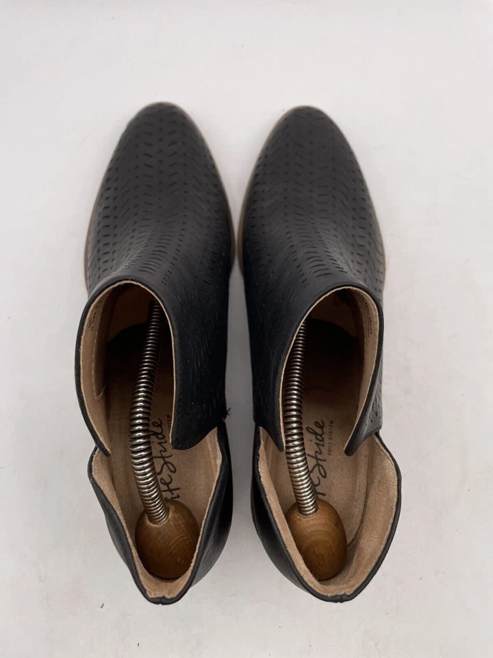 LifeStride Payton Ankle Boot Women's Sz 9.5 Black Leather Almond Toe Block Heel - Image 4 of 4