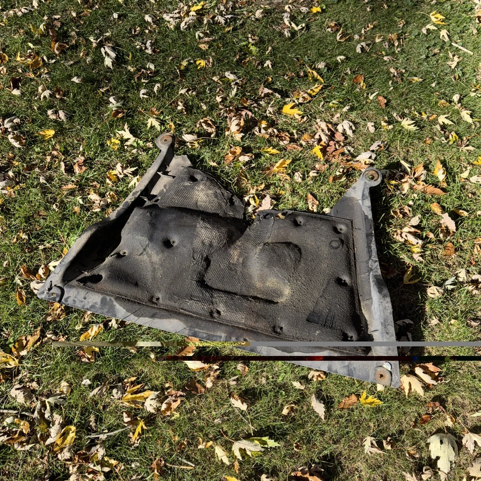 Placa de deslizamiento delantera para Ford Taurus 2010-2019 cubierta protectora contra salpicaduras del motor debajo de la carrocería Foto 2 de 2