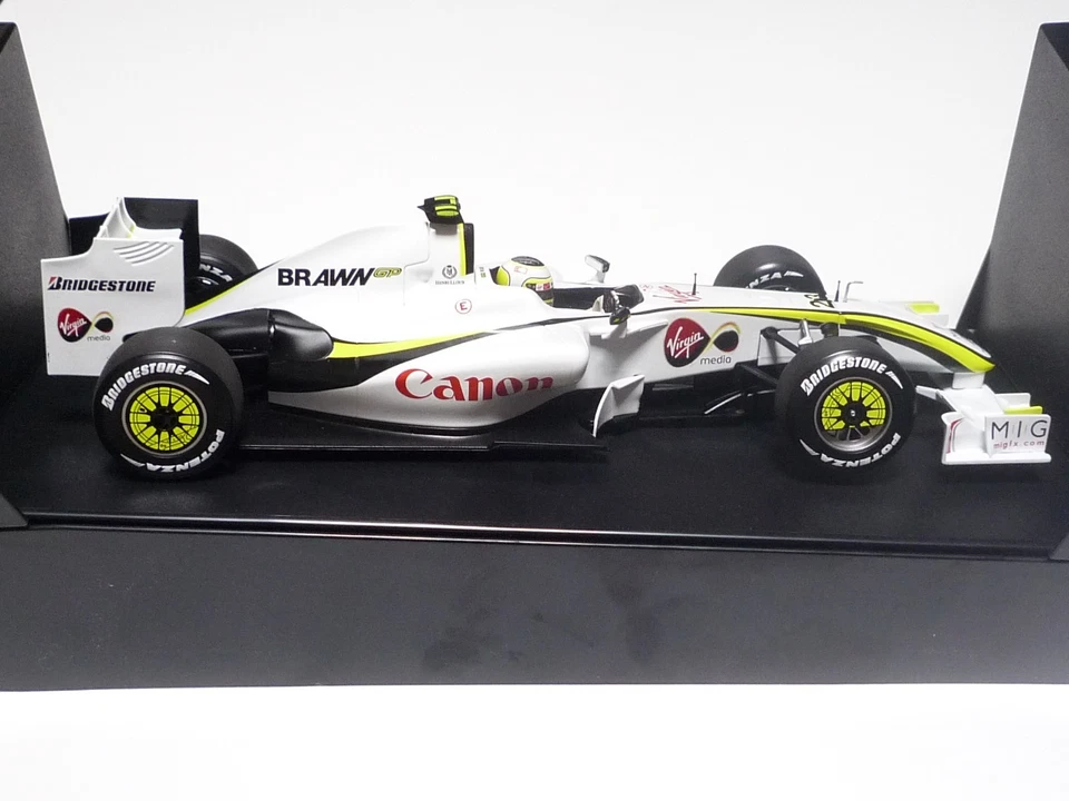 MINICHAMPS 1:18 BRAWN GP BGP 001 R. BARRICHELLO 2009 "SINGAPORE GP" - Immagine 4 di 4