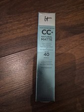 It Cosmetics CC+ Natural Matte Foundation SPF40 Light