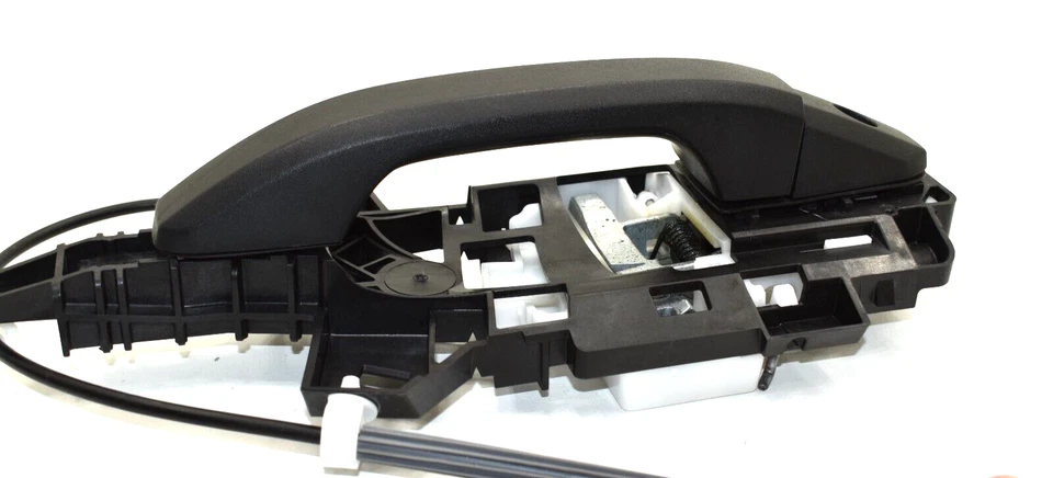 Chevrolet Silverado 2500HD 3500HD 2020-23 OEM unidad de manija exterior puerta delantera izquierda Foto 2 de 4