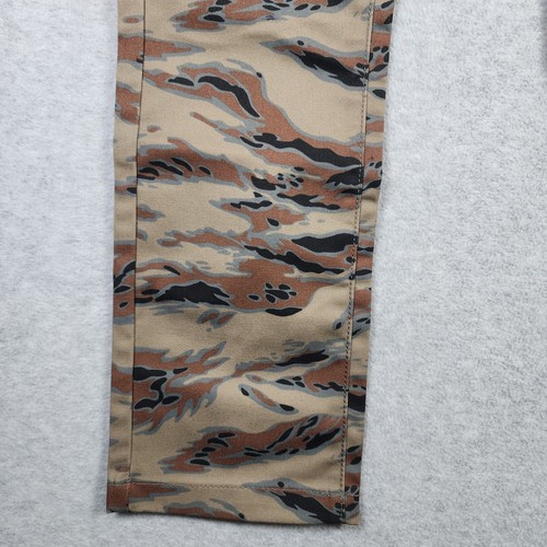 NWT RVCA Boy's Camouflage Regular Fit Weekday Chino Pants Sz 26 - Picture 3 of 18