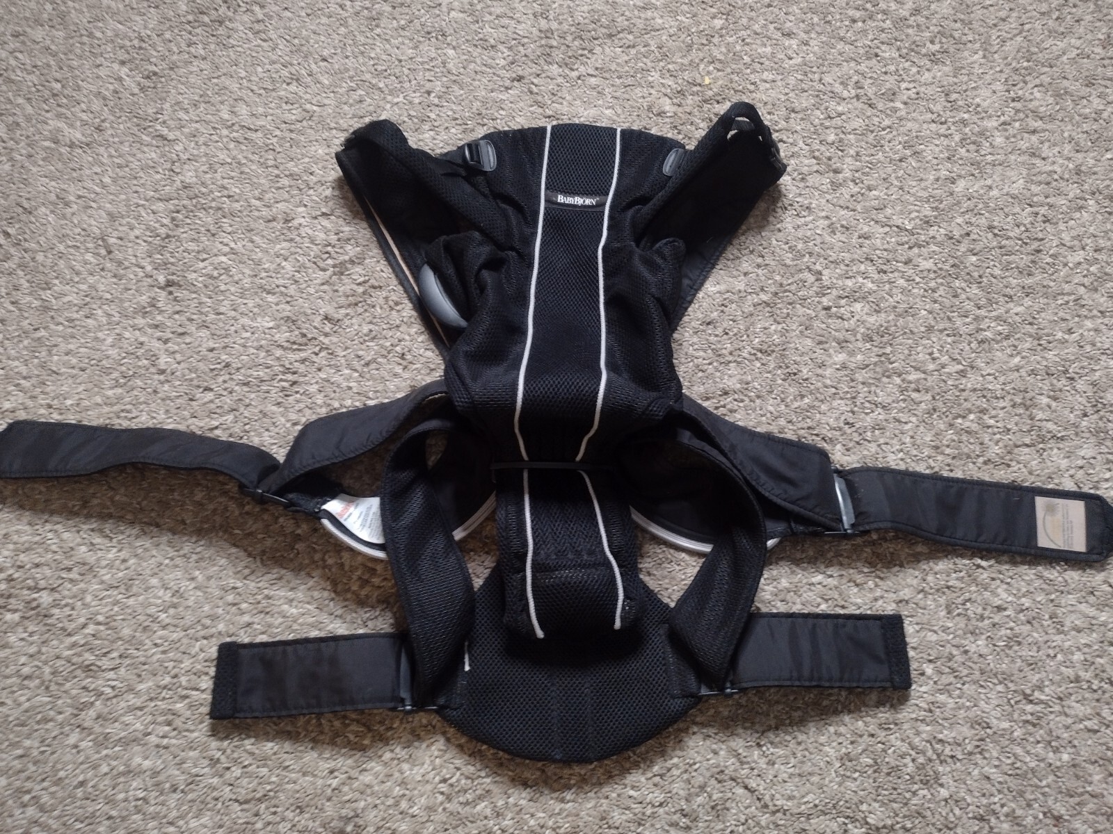 Baby Bjorn  Baby Carrier Mesh Black 26-29