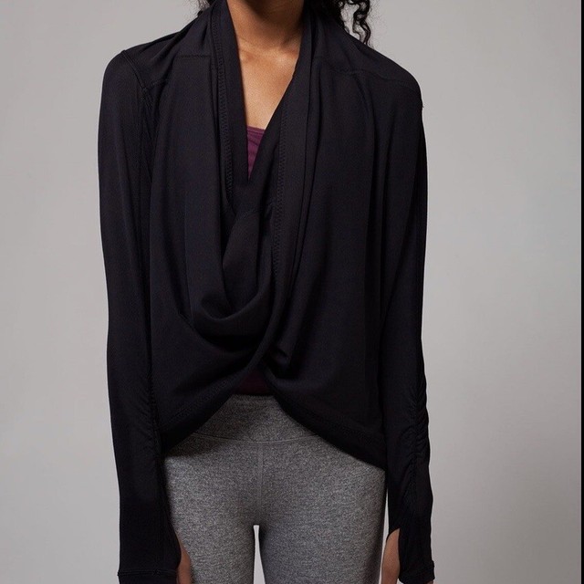 lululemon shrug