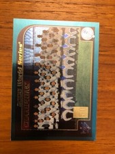 2001 Topps Baseball Card New York Yankees Champions #406 NRMT