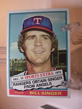 1976 Topps Traded Baseball Card    #411T Bill Singer     (92738)