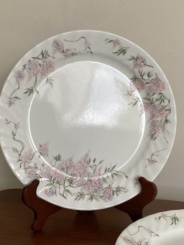 Set Of 3 Wisteria Corelle Corning Dinner Plates Swirl Rim Pink Lavender Floral - Picture 12 of 24