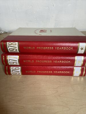 Lot/3 Standard Educational Corporation World Progress Yearbooks 1979, 1980, 1981