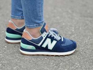 womens sneakers new balance
