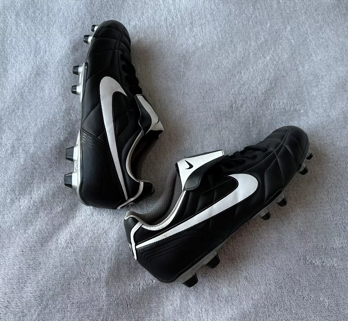 Nike Tiempo 2007 Football Soccer Boots Size US 11 UK 10