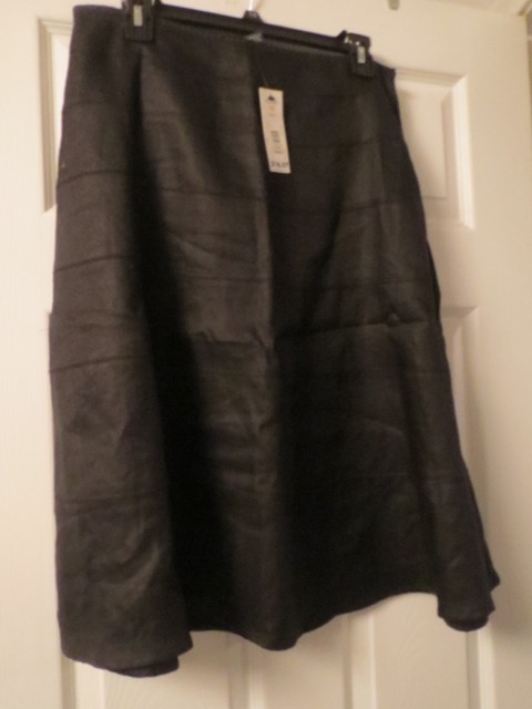black skirt designs