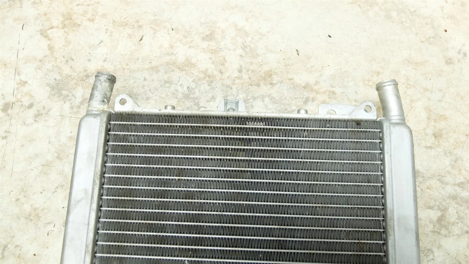 09 Aprilia Scarabeo 500 Scooter radiator - Image 3 of 4