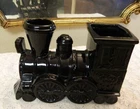 Vintage Shawnee Black Train Engine Planter USA - Nice!