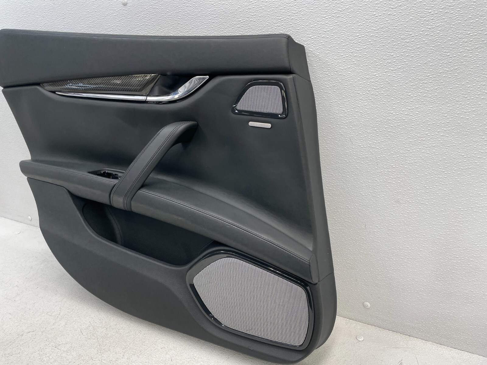 14-17 Maserati Quattroporte GTS Rear Left Interior Door Cover Panel 1574 OEM