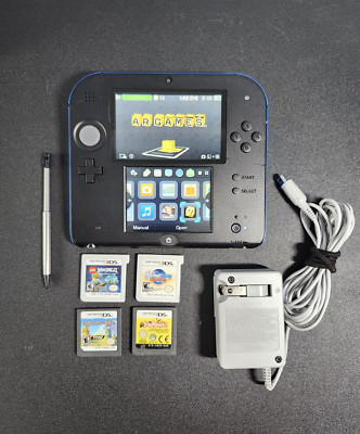 Nintendo 2DS Launch Edition Blue and Black Handheld System 4games+charger+stylus