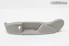 2017-2019 Volkswagen Golf Alltrack Front Left Seat Outer Cover Trim Panel Oem