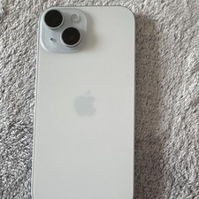Apple iPhone 15 128 GB hellblau iOS Smartphone Dual-Kamera Slate