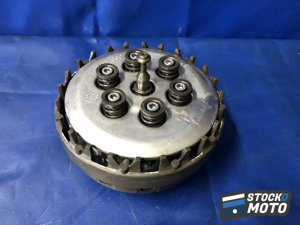 Cloche d'embrayage avec disque MV AGUSTA F3 675 2012 à 2017.  - Photo 2/4