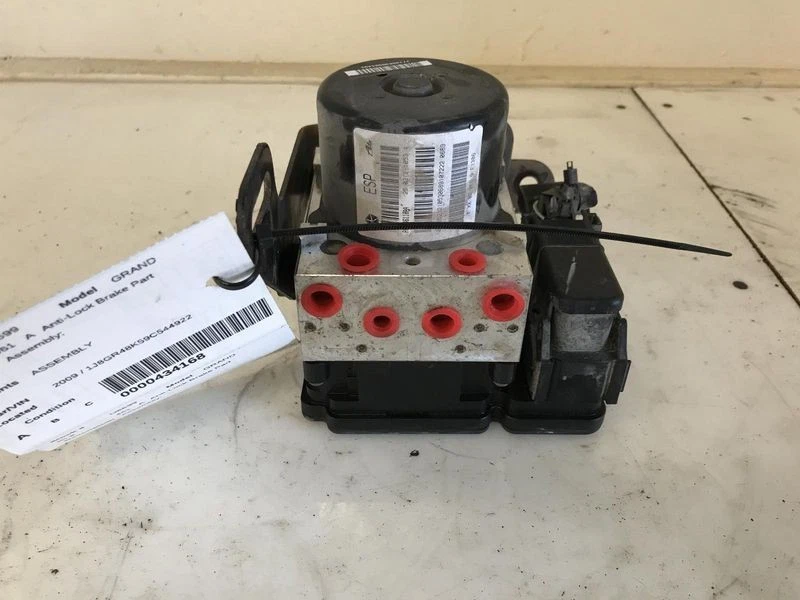 2009-2010 Jeep Grand Cherokee ABS Anti-Lock Brake Pump Control Assembly OEM - Image 3 of 4