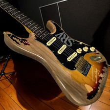 Relic ST Electric Guitar Vintage Sunburst Color Rosewood Fretboard SRV Version