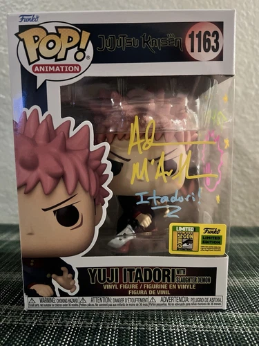 MINT Funko Pop! Vinyl: Jujutsu Kaisen - Yuji Itadori SDCC Exclusive -Signed  PSA