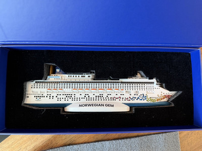 NCL Norwegian Cruise Line Gem Official License Model Ship (NEW IN BOX)