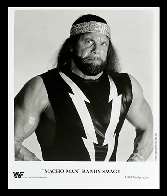 WWE MACHO MAN RANDY SAVAGE OFFICIAL LICENSED ORIGINAL 8X10 PROMO PHOTO FROM 1989