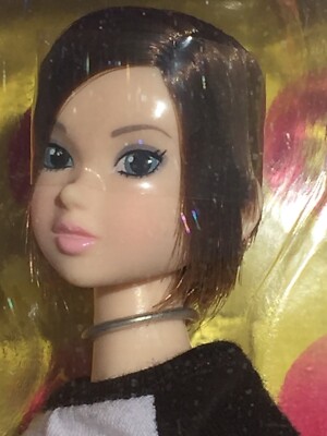SEKIGUCHI Momoko 1:6 Scale Fashion Doll Lazy Seventeen Brand New 