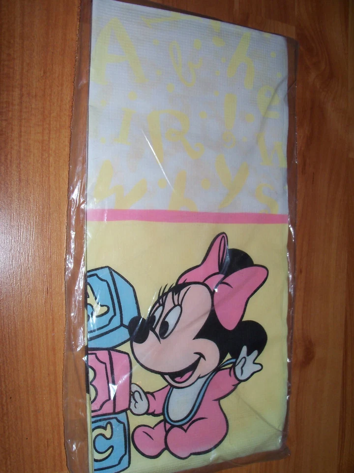 Disney Bebés Baby Shower Suministros de Fiesta Bloques Amarillos Lote de 4 piezas Fiesta Express Nuevo de Lote Antiguo Foto 2 de 3