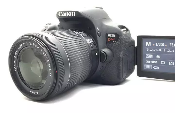 Canon Eos Kiss X7I Lens No Complicated Configuration Required Ready To Use