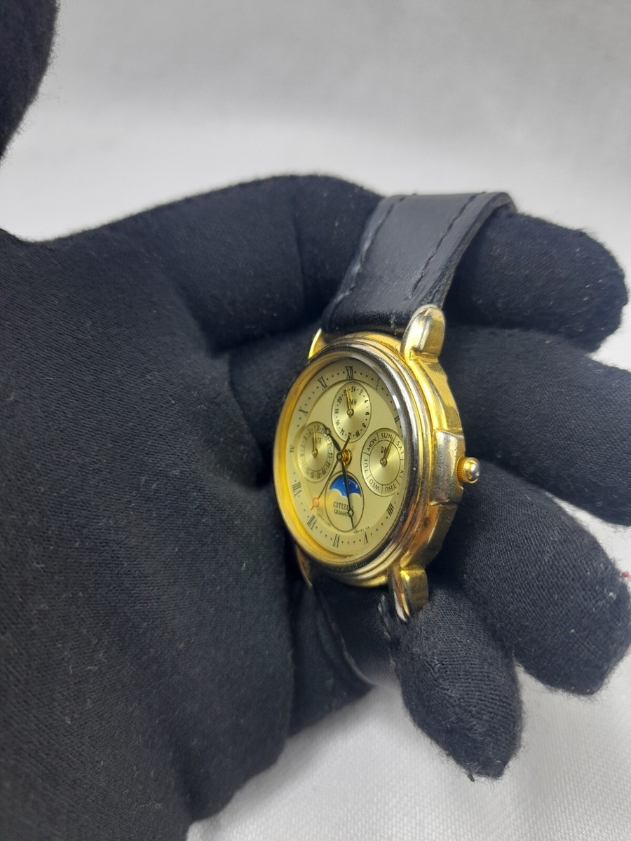 RARE CITIZEN 4330-432215 QUARTZ WATCH TRIPLE DAY & DATE MOONPHASE