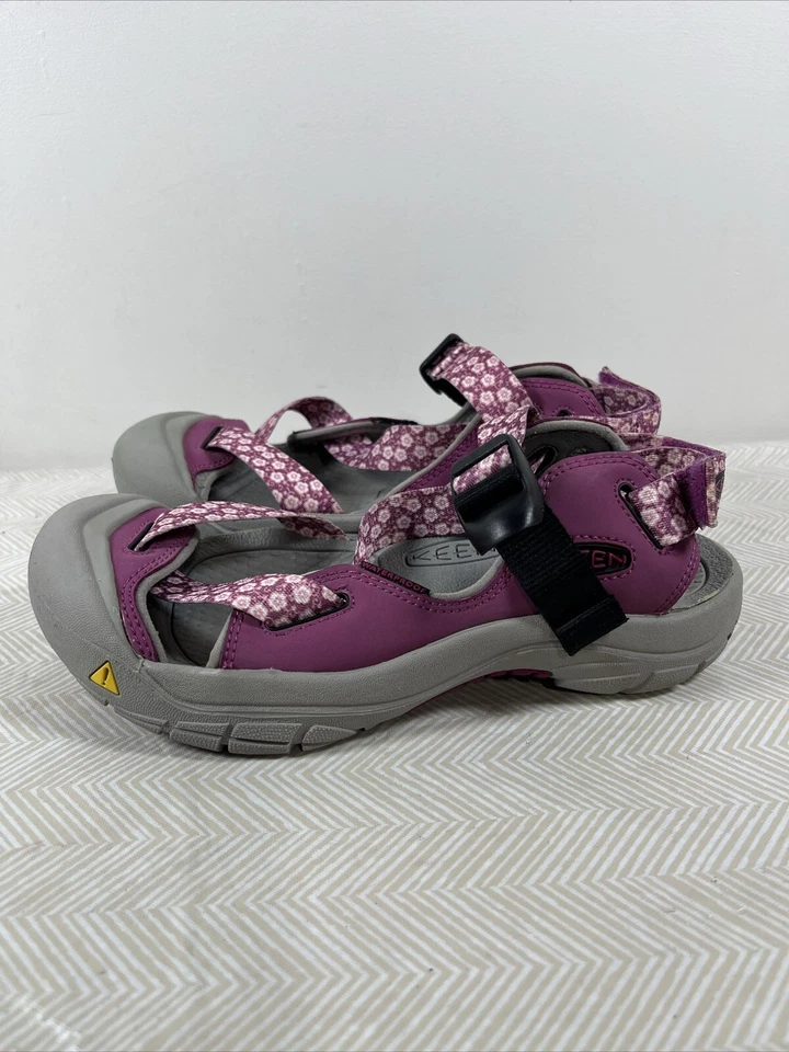 Keen Waterproof Sandal Outdoor Youth/Kids Sz 5 Pink Floral Walking Beachy Durabl - Image 4 of 4