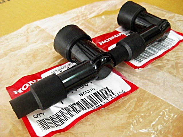 Fit HONDA C72 C77 CA72 CA 77 CAP SPARK PLUG 2Pcs. 
