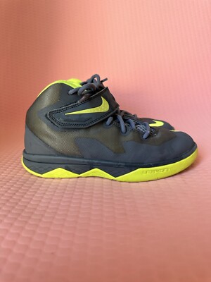 Lebrun Sneakers Nike basketball shoes Lebrun 653464-003 Sz: youth 1 | eBay main image 3