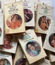 HARLEQUIN PRESENTS Romance Paperback Books '80s - YOU CHOOSE - *Buy More & Save*