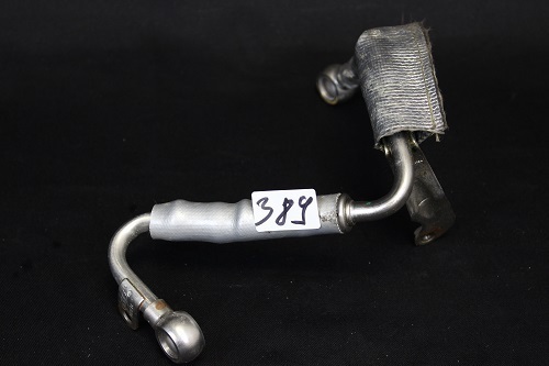 Audi A8 S8 Kühlmittelrohr Kühlwasserrohr Turbolader Ölvorlaufleitung 6H121497B