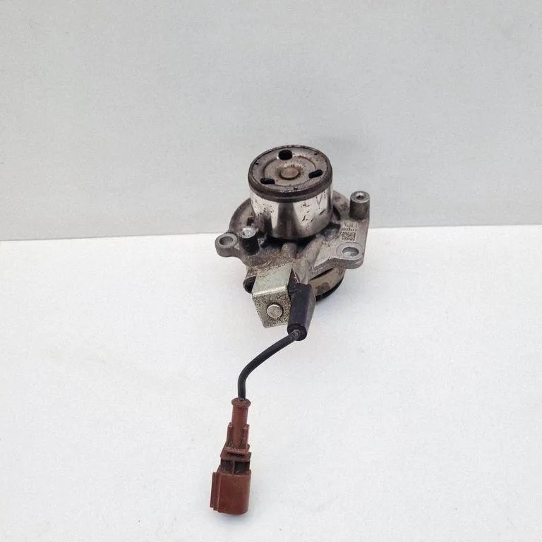 VW GOLF VII Variant BA5, BV5 Water Pump 04L121011E 04L121011P 39252314 ...