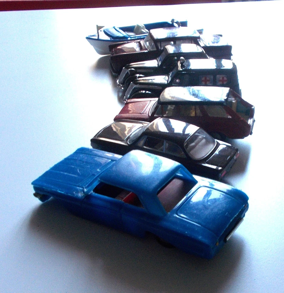 N° 7 MODELLINI PER RICAMBI POLITOYS PLASTICA 1/41, BRUMM E SOLIDO METALLO 1/43 - Immagine 3 di 4