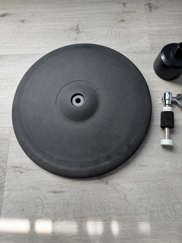 Alesis Strata Prime & Arc 14" Hi-Hat Cymbal - Image 4 of 4